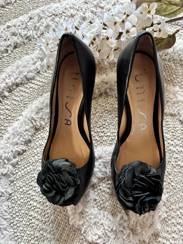 Unisa zwart leren pumps maat 36 elegant comfortabele hakken zeer goede staat stijl en elegantie – photo 2